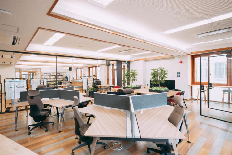 エンジニア転職を成功に導くオンライン面接の準備と採用対策