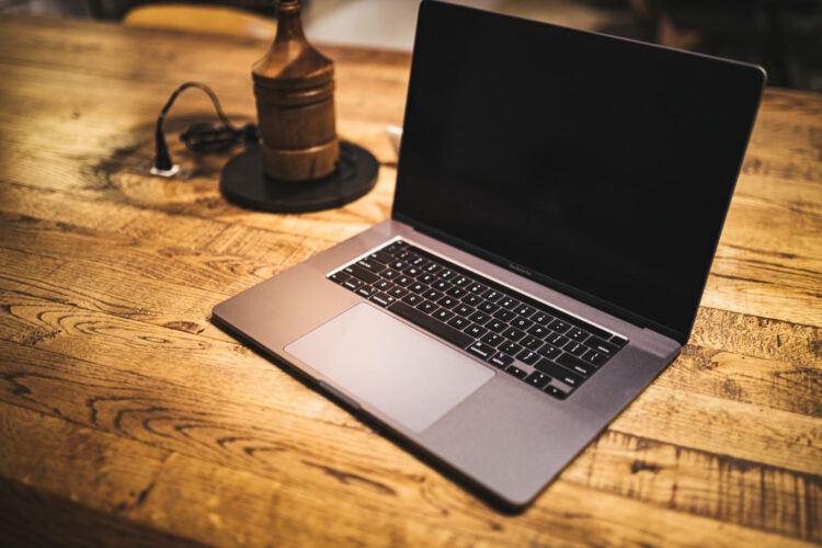 高卒・未経験から目指すITエンジニア職種一覧4選