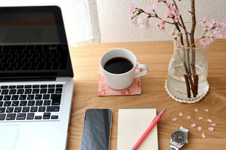 未経験からIT転職へ!資格と開発で採用対策